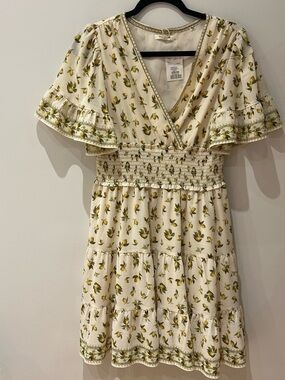 Max Studio Cream Lemon Print Smocked Waist V-Neck Dress